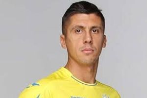 Бывший защитник киевского Динамо опроверг слухи по поводу своего перехода к «горнякам»